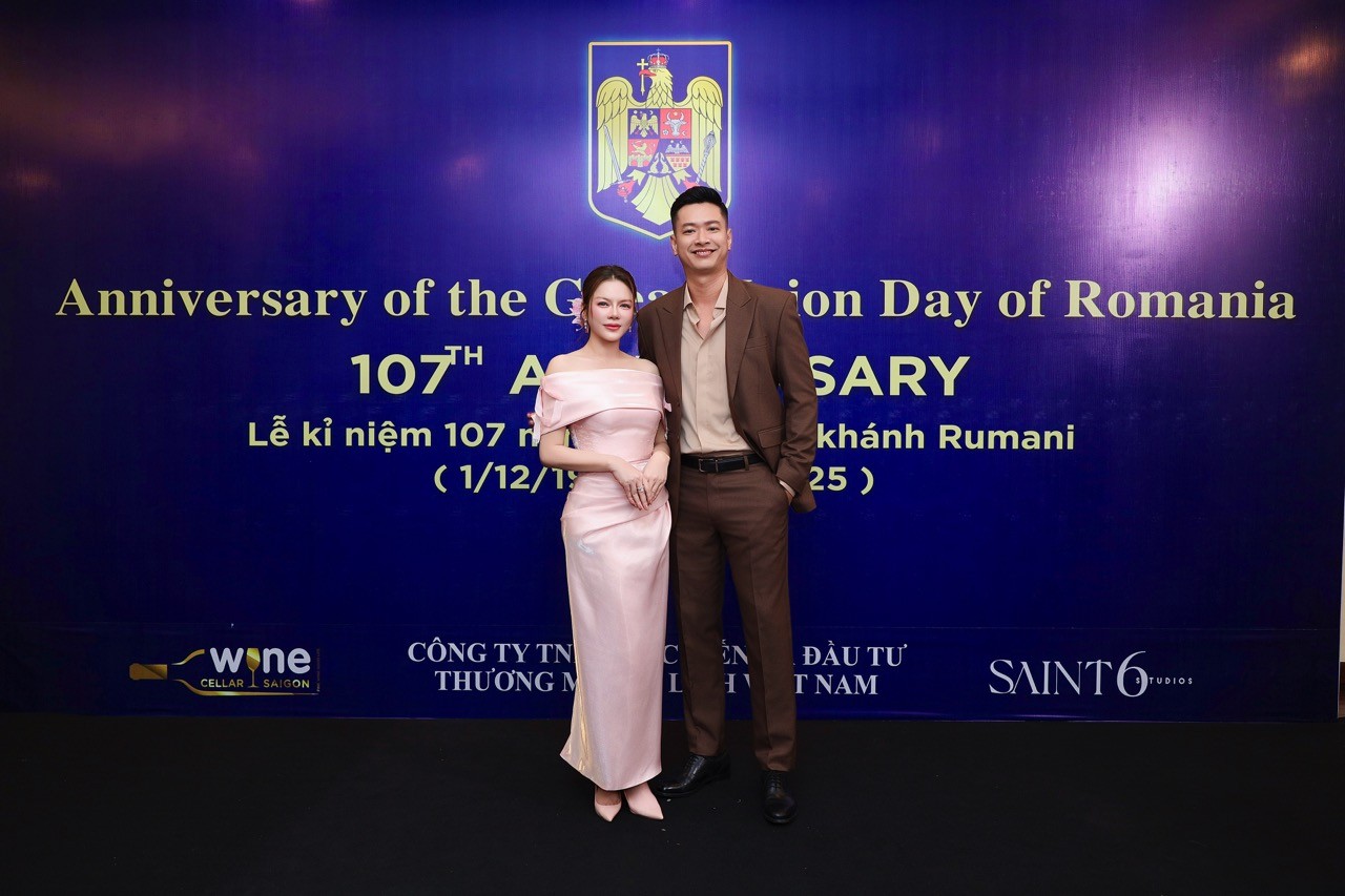 Lý Nhã Kỳ chủ trì sự kiện ngoại giao kỷ niệm 75 năm quan hệ Việt Nam - Romania Lý Nhã Kỳ chủ trì sự kiện ngoại giao kỷ niệm 75 năm quan hệ Việt Nam - Romania