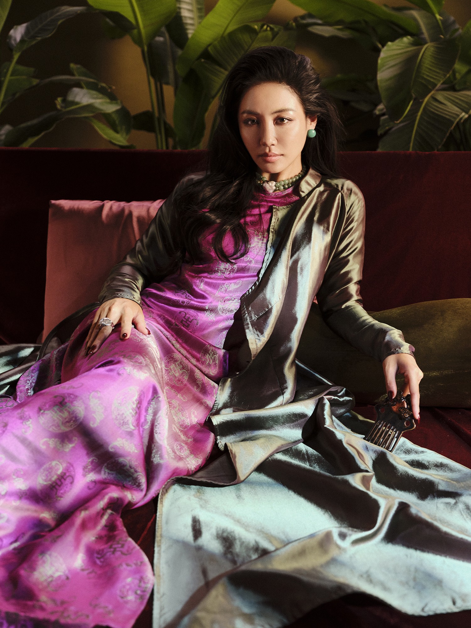 Album 'Giai nhân' của Văn Mai Hương: Sống thật với khao khát yêu và được yêu