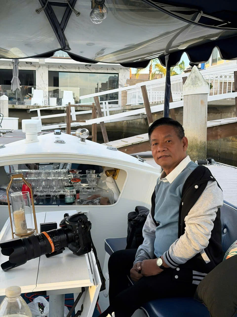 Nhiếp ảnh gia Thái Nhàn hội ngộ các người đẹp trong chuyến tác nghiệp tại Mỹ