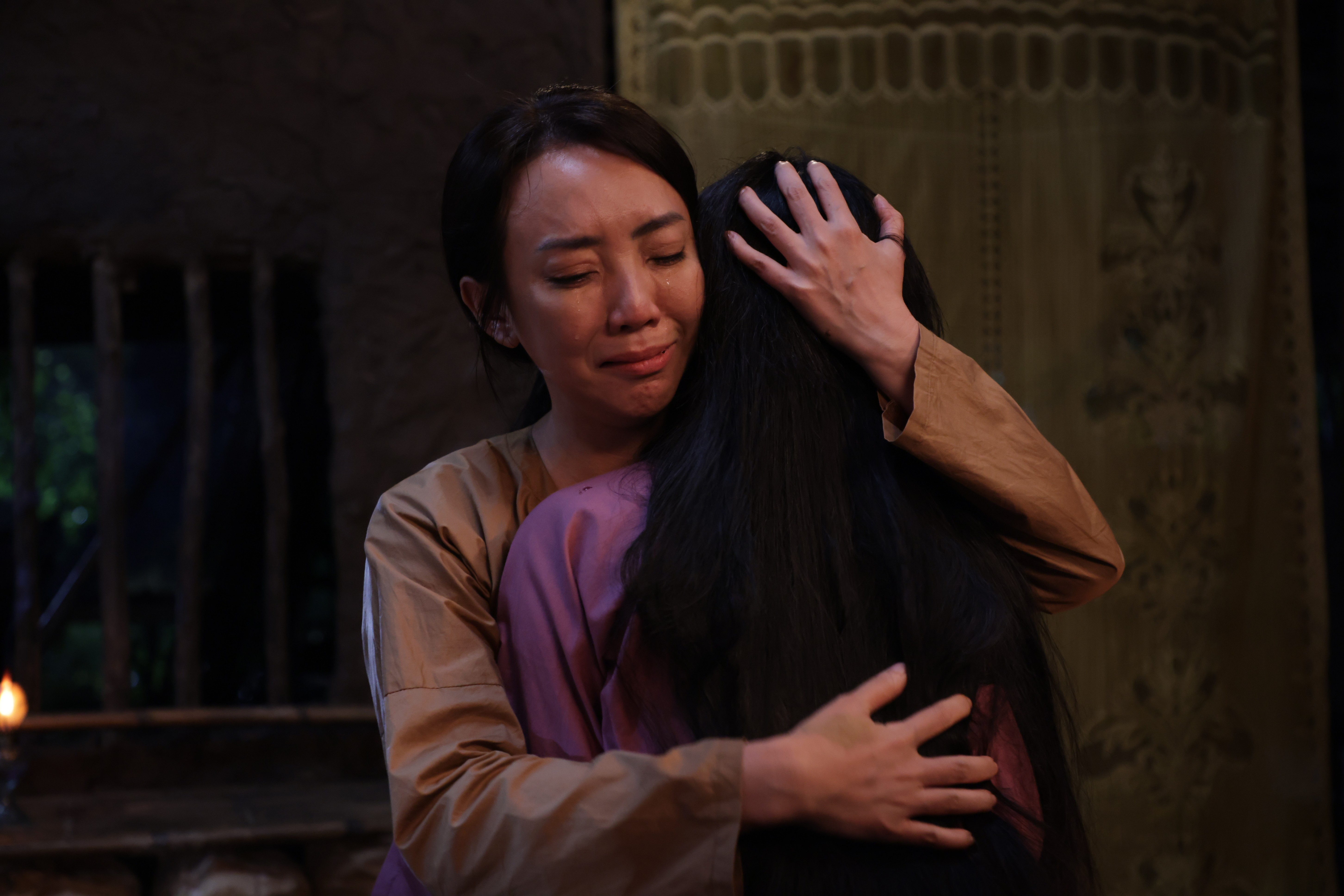 Thu Trang lần đầu bật mí về vai chính trong 'Ai thương ai mến'