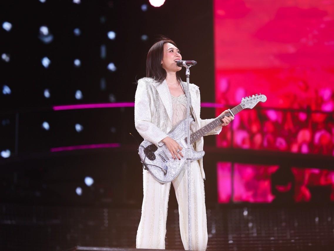 Live concert 40.000 người của Mỹ Tâm ghi dấu ấn cho lịch sử nhạc Việt