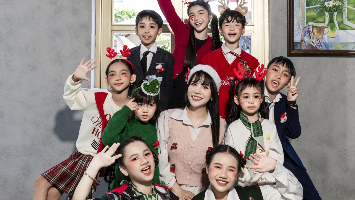 Nghệ sĩ – Kỷ lục gia Trúc Thy: Tham quan 50 quốc gia để nghiên cứu về giáo dục