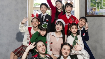 Nghệ sĩ – Kỷ lục gia Trúc Thy: Tham quan 50 quốc gia để nghiên cứu về giáo dục