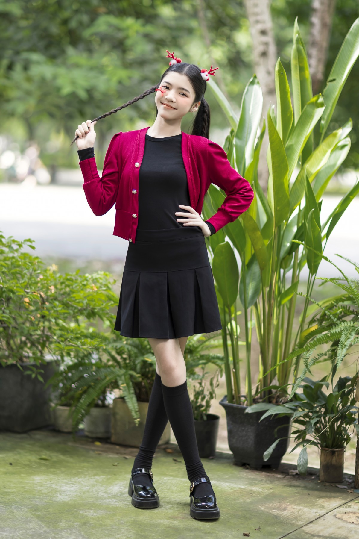 Nghệ sĩ – Kỷ lục gia Trúc Thy: Tham quan 50 quốc gia để nghiên cứu về giáo dục