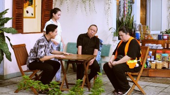 'Xóm trọ Thanh Xuân': Tuyền Mập trổ tài nắn xương khớp cho Tiểu Bảo Quốc và cái kết phải nhập viện