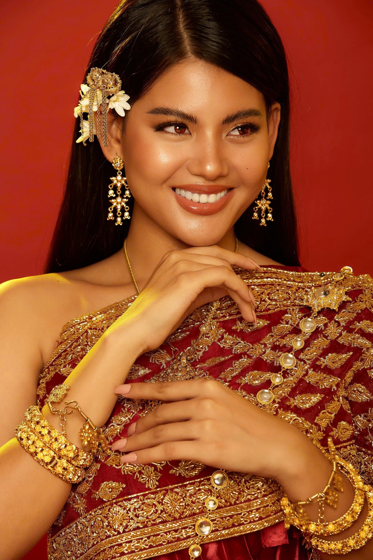 Ly Na Trang thỏa sức trải nghiệm cùng 'bán kính' ác nữ