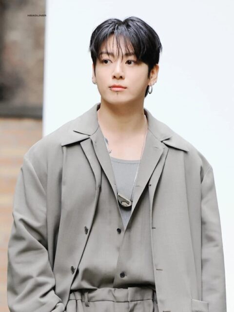 Động thái mới của Jungkook (BTS) bị chỉ trích dữ dội: 'Mập mờ' về mối quan hệ với Winter?