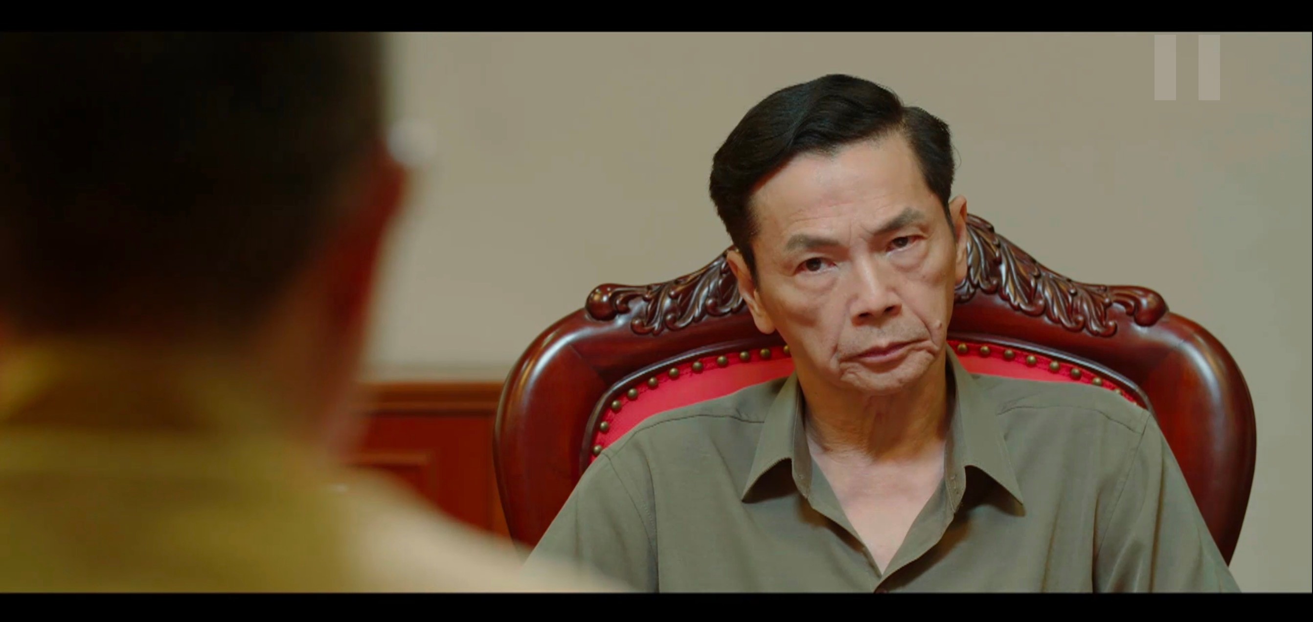 Triển và Ông Sách: Hai ứng viên 'trùm cuối' đầy bí ẩn trong 'Lằn ranh'