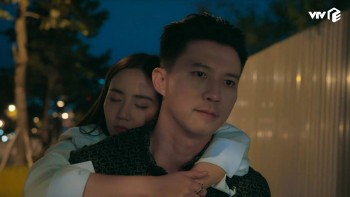 Hà Việt Dũng 'gồng mình' giữa hai thái cực trên sóng giờ vàng