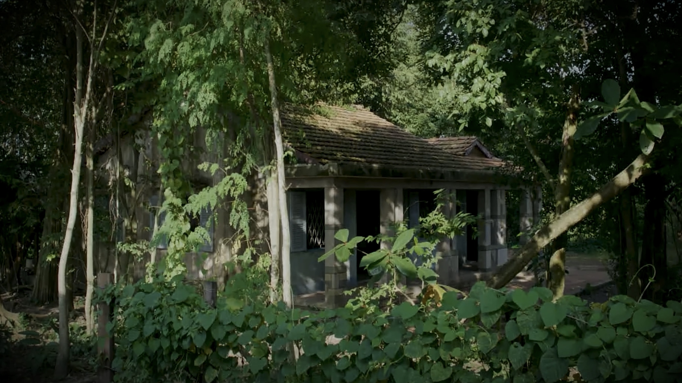 Bộ đôi đạo diễn 'Nhà hai chủ' sử dụng bối cảnh tâm linh cho phim điện ảnh