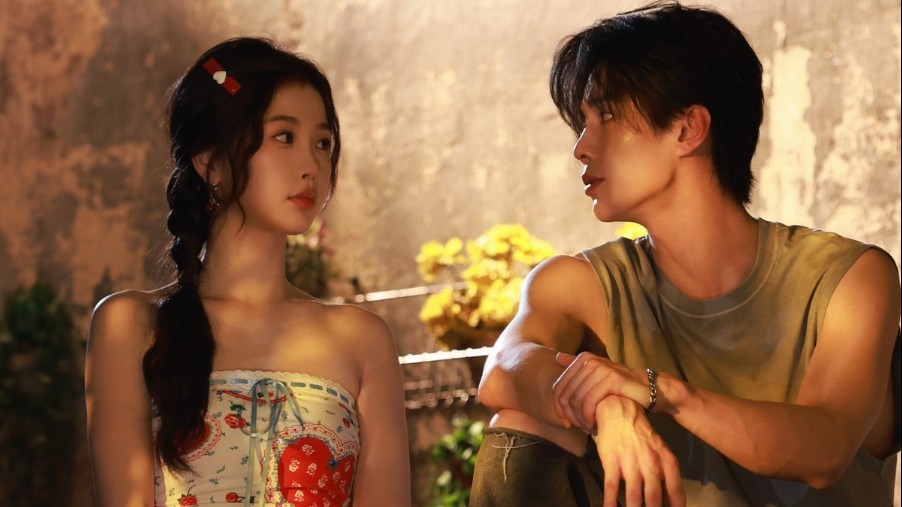 Phim của Ngu Thư Hân nhận ‘gạch đá’ vì cảnh 18+