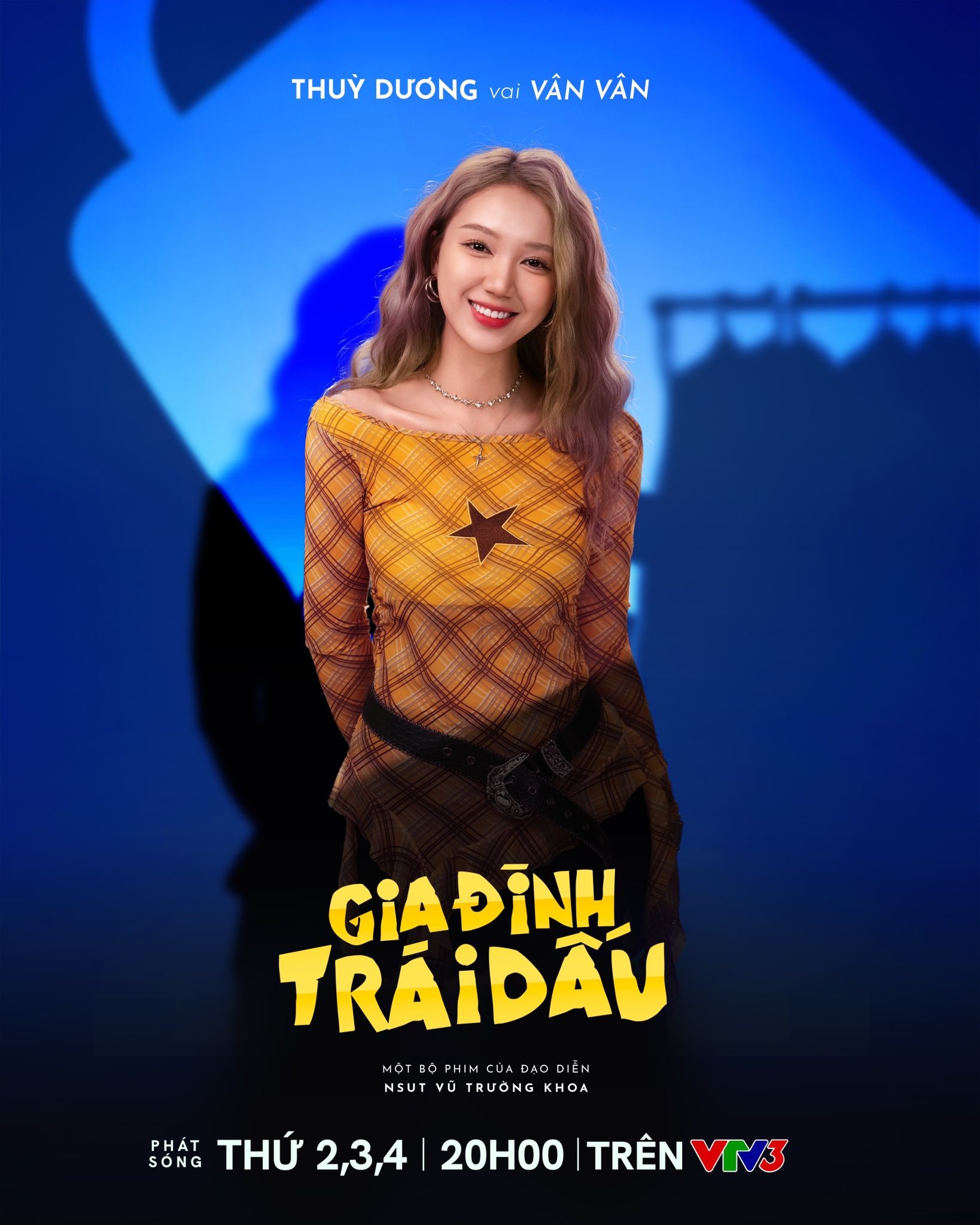 Cởi bỏ lớp áo 'rich kid' trên màn ảnh, Thùy Dương ngoài đời là ai?