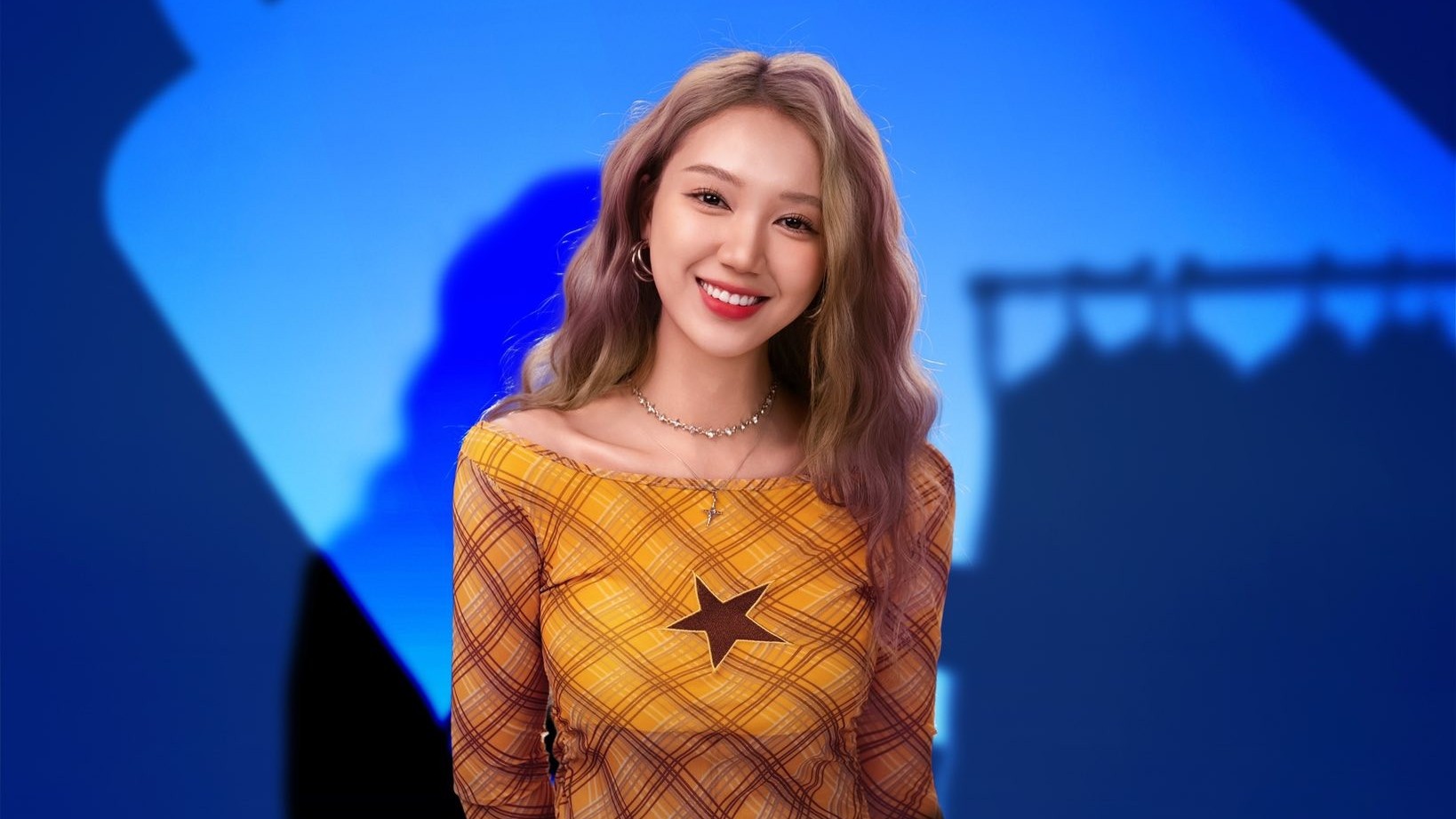 Cởi bỏ lớp áo 'rich kid' trên màn ảnh, Thùy Dương ngoài đời là ai?