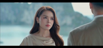 Nhan sắc 'gây bão' trong 'Lằn ranh': Hà Bích Ngọc là ai?