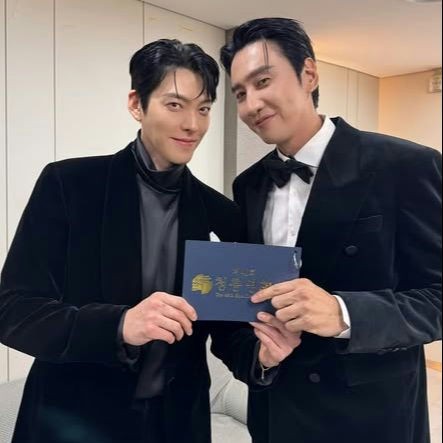 Đám cưới Kim Woo Bin - Shin Min Ah gây sốt từ trước khi bắt đầu