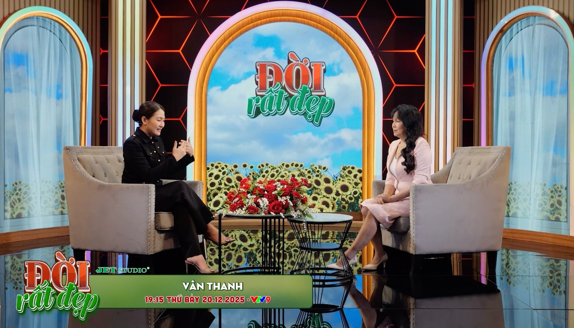 Từng sống trong sự sắp đặt, diễn viên Vân Thanh quyết đứng dậy làm lại cuộc đời, 40 tuổi mới tự kiếm được đồng tiền đầu tiên