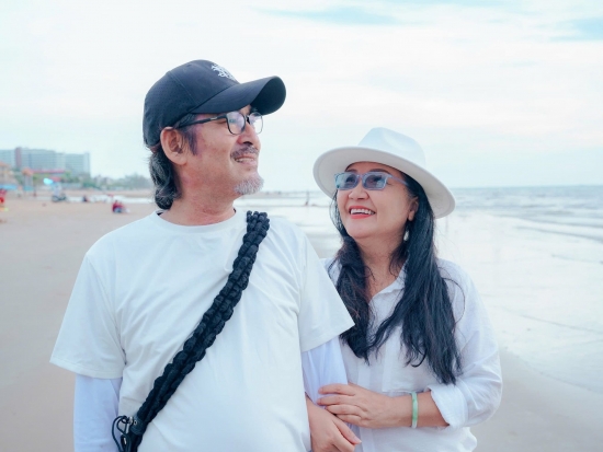 Nghệ sĩ Ngân Quỳnh: Từ 'người mẹ quốc dân' đến hành trình học cách 'buông tay' vì hạnh phúc của con