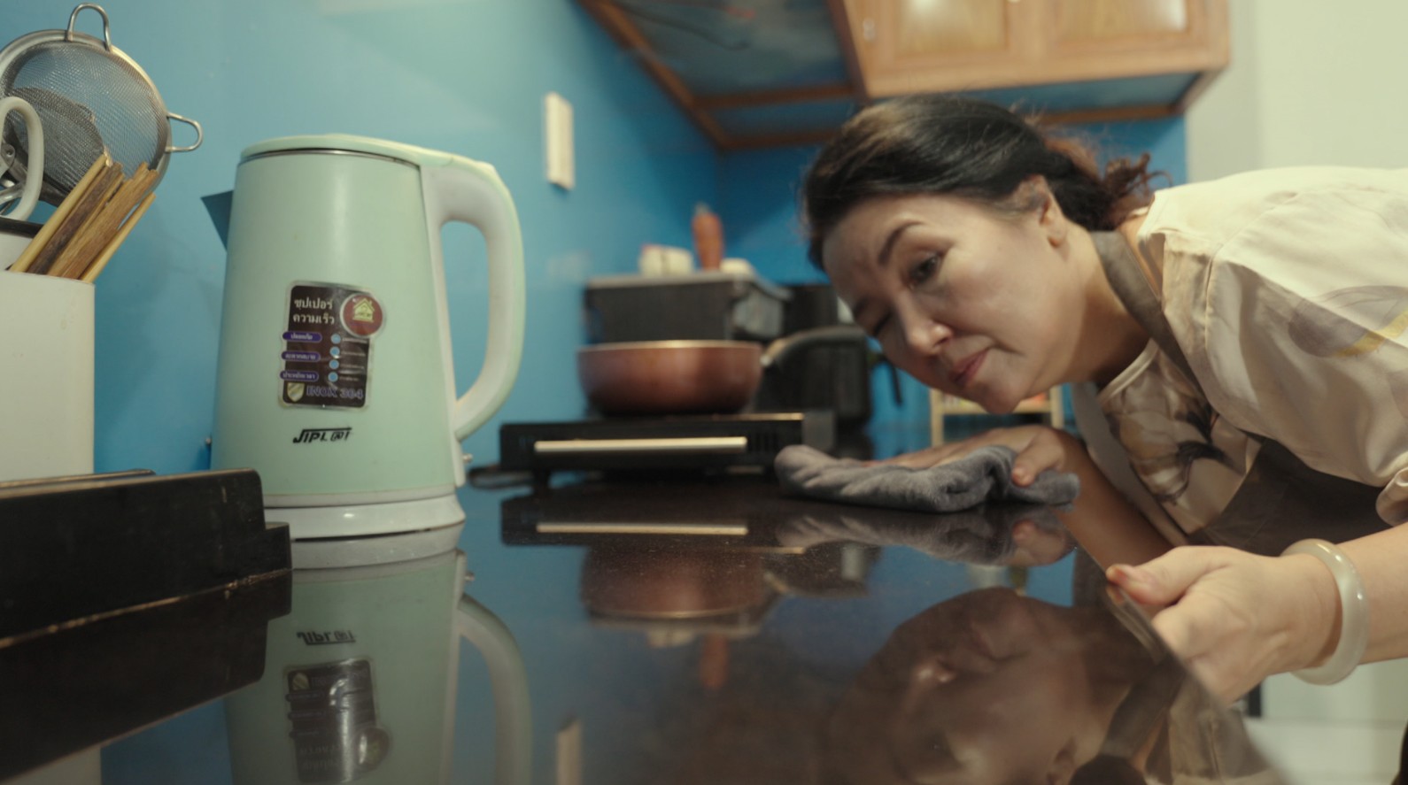 Nghệ sĩ Ngân Quỳnh: Từ 'người mẹ quốc dân' đến hành trình học cách 'buông tay' vì hạnh phúc của con