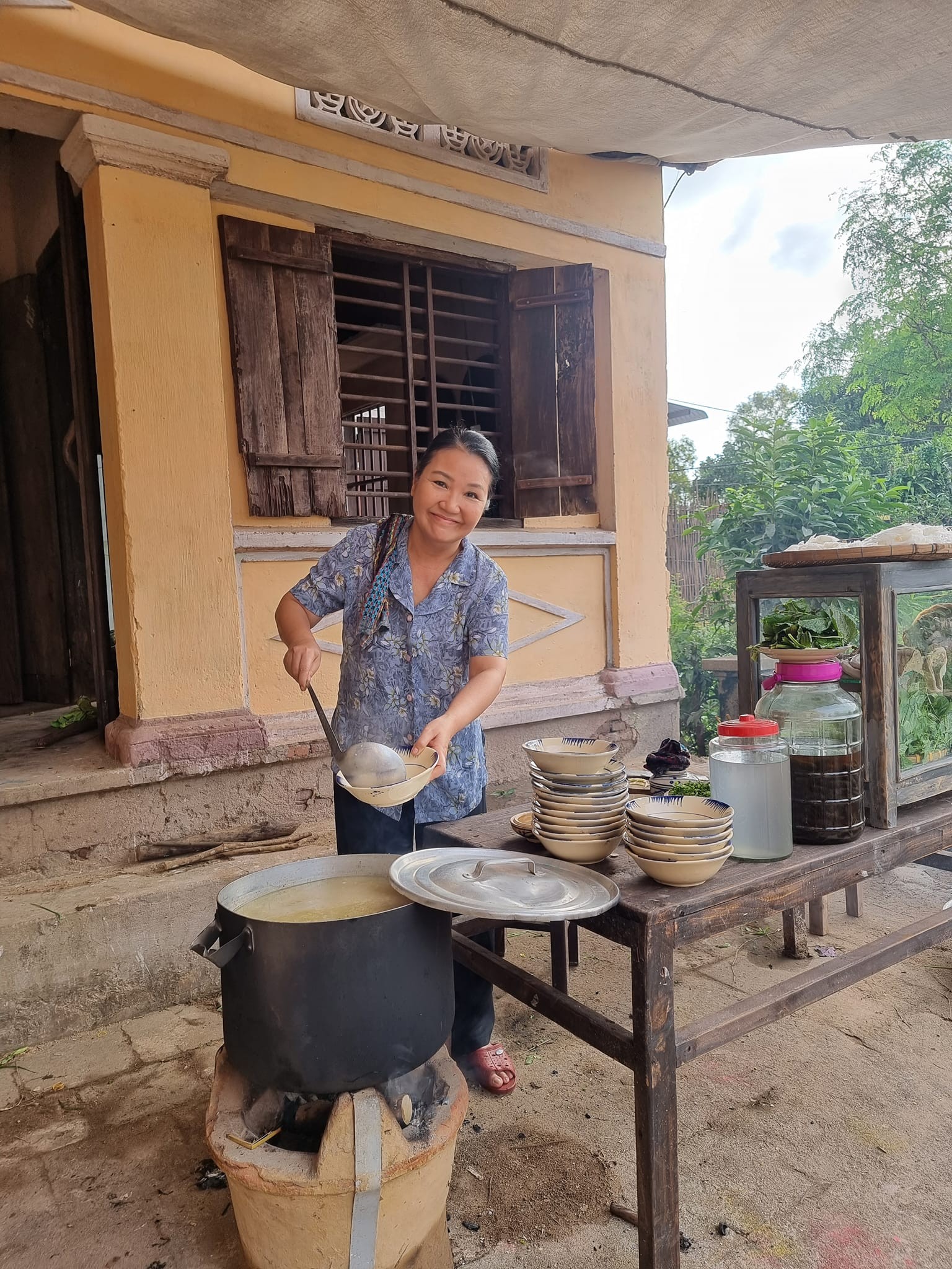 Nghệ sĩ Ngân Quỳnh: Từ 'người mẹ quốc dân' đến hành trình học cách 'buông tay' vì hạnh phúc của con
