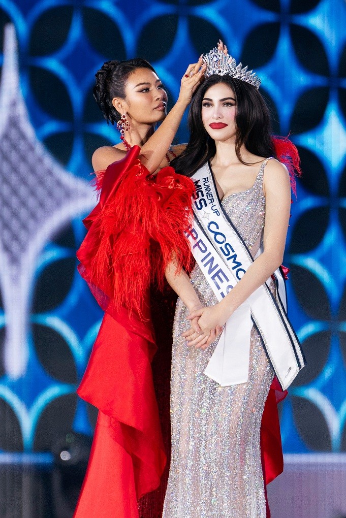 Đại diện USA - Yolina Lindquist chính thức đăng quang 'Miss Cosmo 2025'