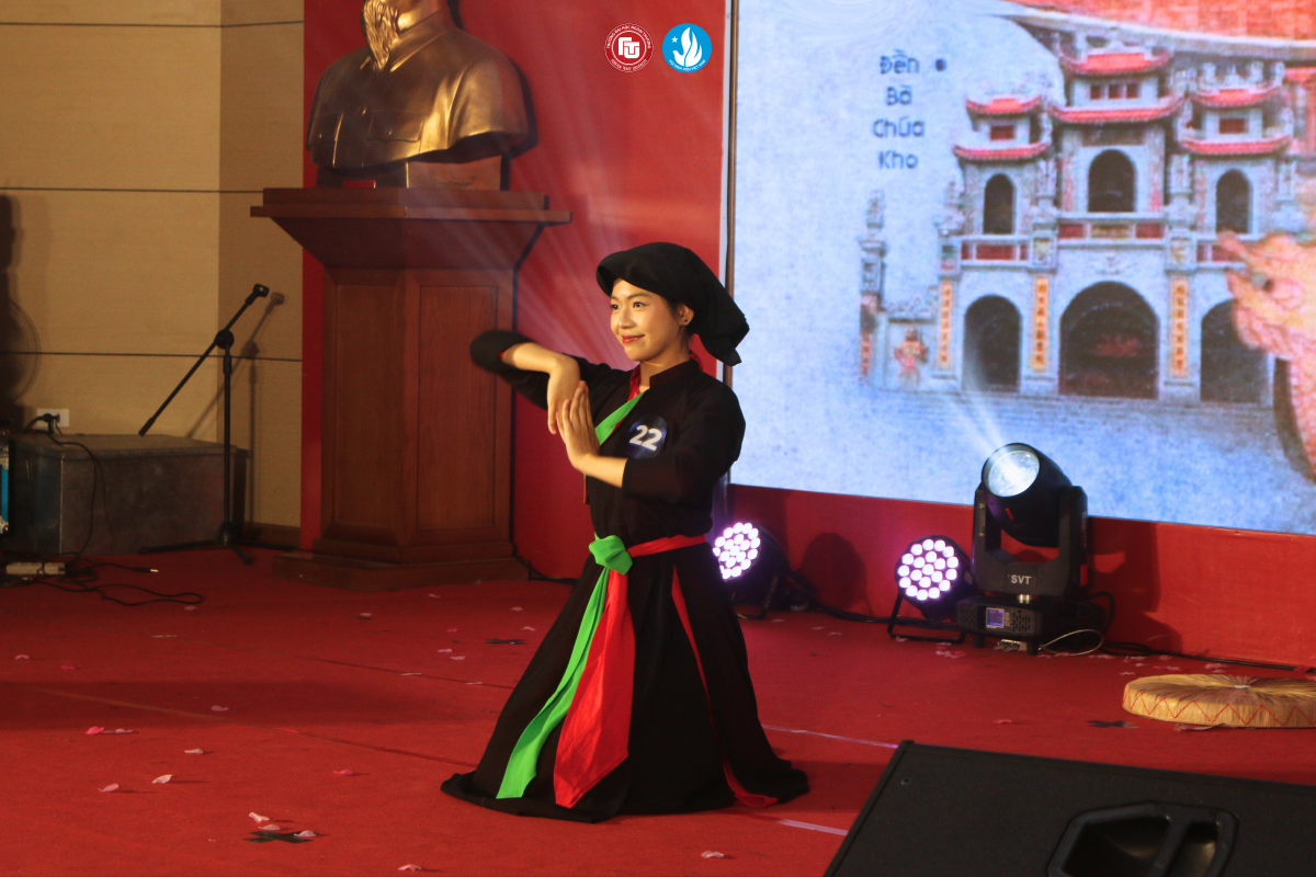 Lộ diện loạt tài năng xinh đẹp của Duyên dáng ngoại thương 2025