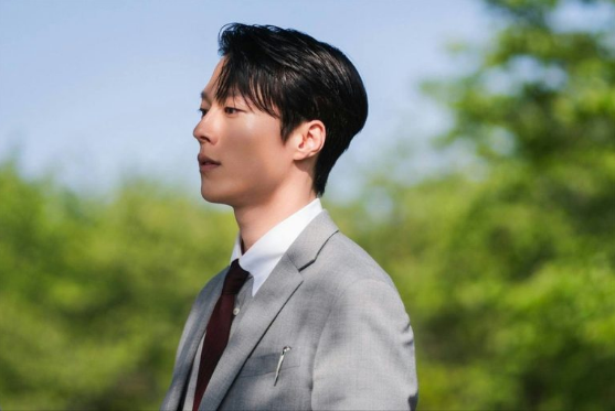 Jang Ki Yong gây bão màn ảnh với 'Dynamite Kiss'