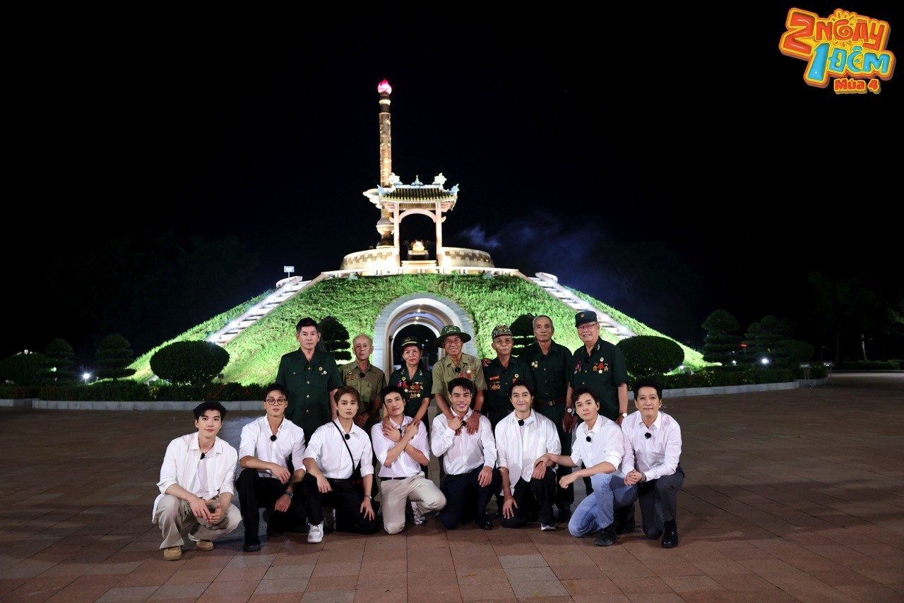 Xúc động với những thước phim hòa bình trong MV 'Còn gì đẹp hơn' phiên bản '2 ngày 1 đêm'