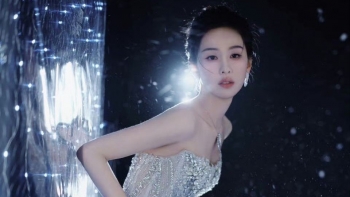 Trần Đô Linh chiếm 'spotlight' khi diện váy của thương hiệu Việt