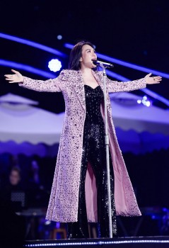 'Chuyện để dành' của Mỹ Tâm vươn lên Top 1 YouTube Trending sau 4 ngày ra mắt