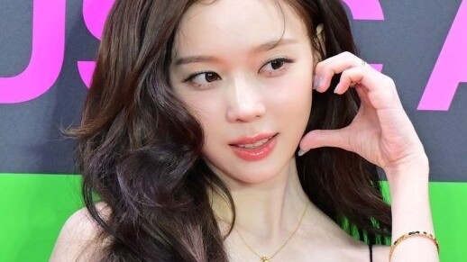 Hậu tin đồn hẹn hò, động thái mới của Winter (aespa) lại gây chú ý