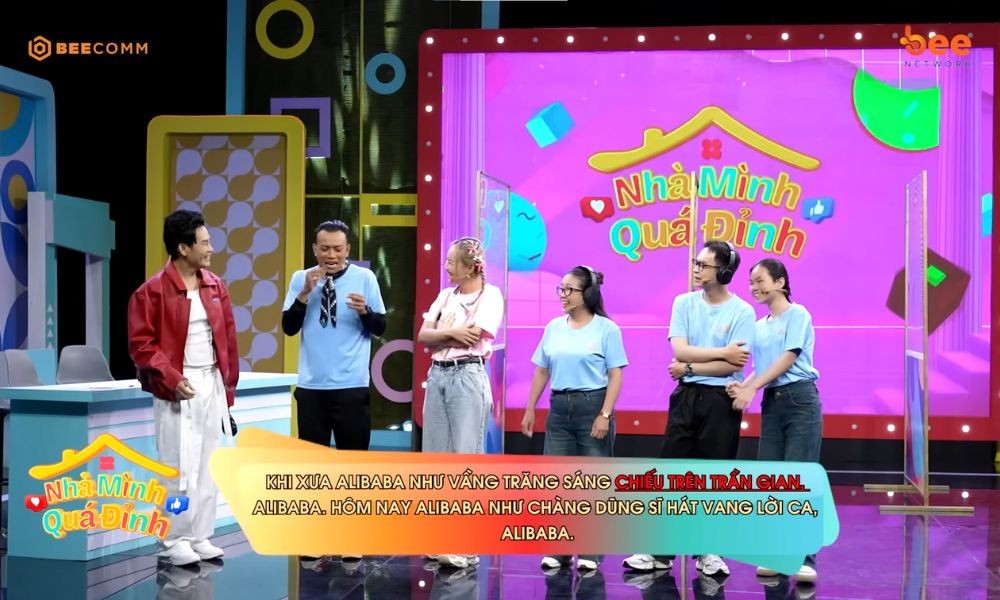 'Nhà mình quá đỉnh': Hoàng Phi 'đứng hình' khi bị khách mời nhí gọi bằng 'chú' dù gọi MC Dương Hồng Phúc là 'anh'!