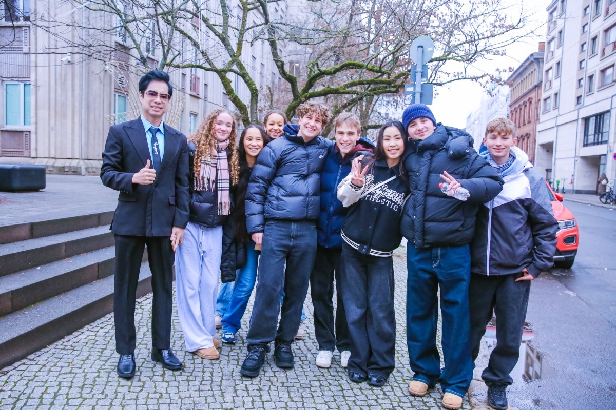 Ngọc Sơn cùng học trò Ngọc Thảo đánh dấu cột mốc trưởng thành nơi xứ người