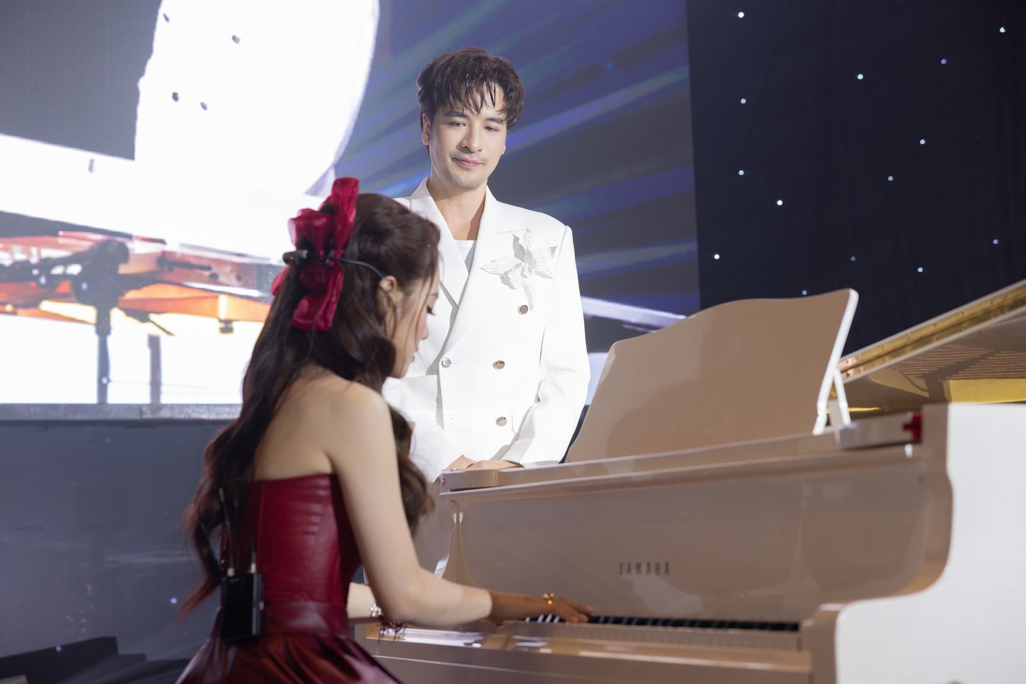 Dàn sao Việt hội tụ trong lễ cưới Đoàn Minh Tài và Sunny Đan Ngọc