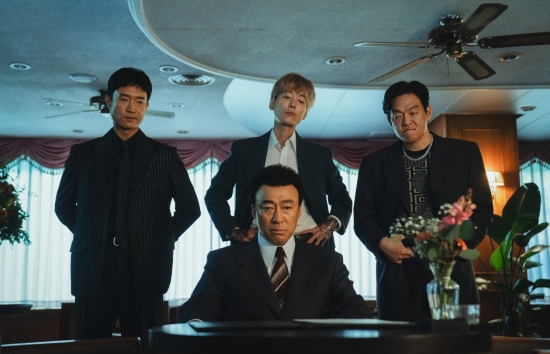 Bom tấn Hàn ẵm 420 tỷ đổ bộ rạp Việt dịp Tết Dương lịch 2026, có dàn sao nam đình đám góp giọng