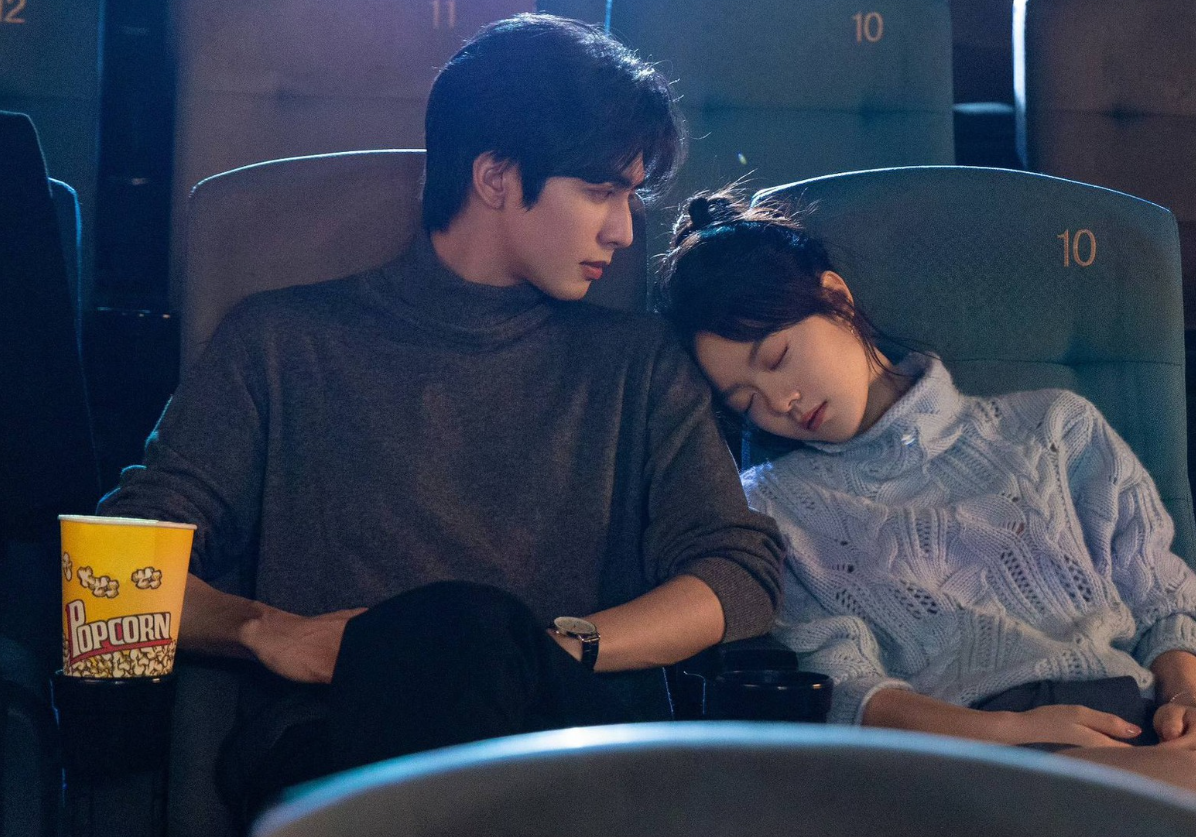 ‘Tôi như ánh dương rực rỡ’: Kịch bản cũ, vướng nghi vấn ‘bơm’ thành tích?