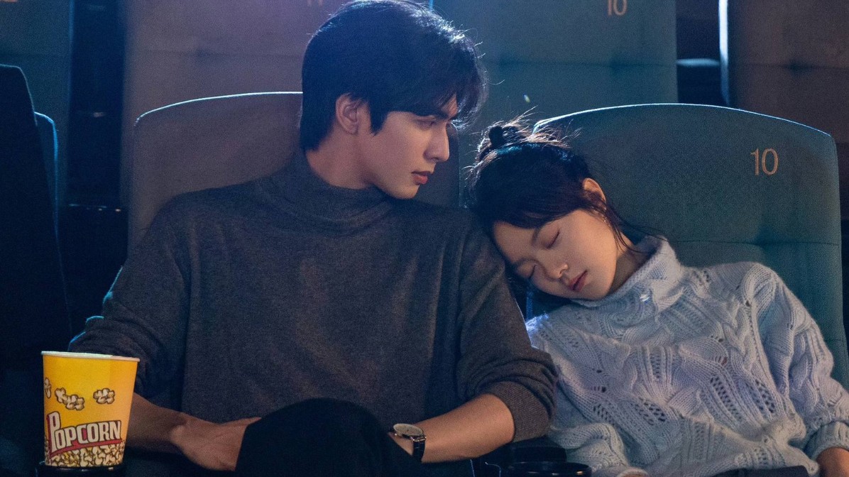 ‘Tôi như ánh dương rực rỡ’: Kịch bản cũ, vướng nghi vấn ‘bơm’ thành tích?