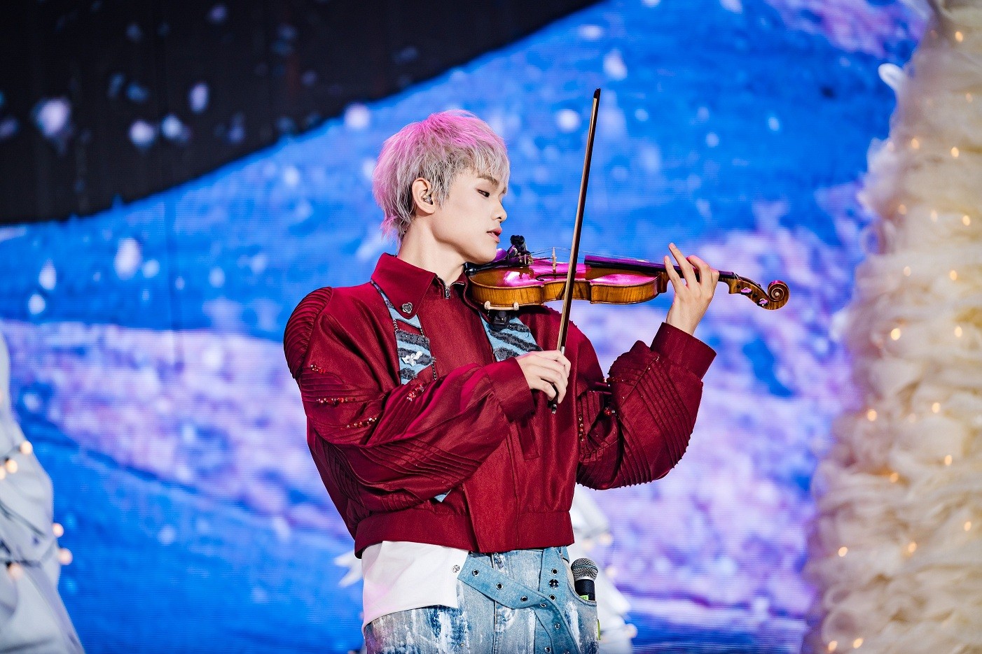 'Anh trai 'Say Hi' 2025 - A Merry X'Mas Concert, First Date Ever' mang tới loạt hit từng thống lĩnh các BXH âm nhạc