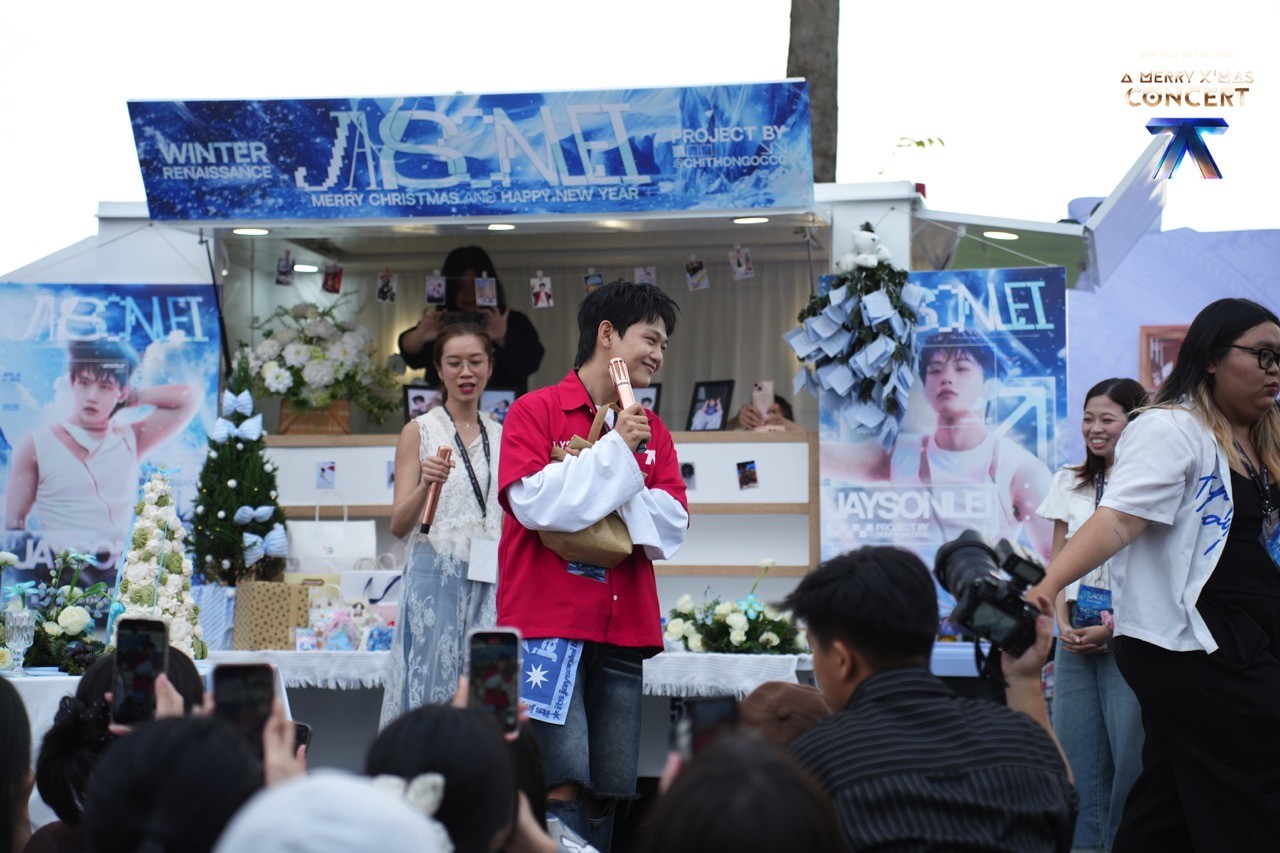 'Anh trai 'Say Hi' 2025 - A Merry X’Mas Concert': Không khí lễ hội sôi động với chuỗi hoạt động Fan Project bùng nổ trước giờ G