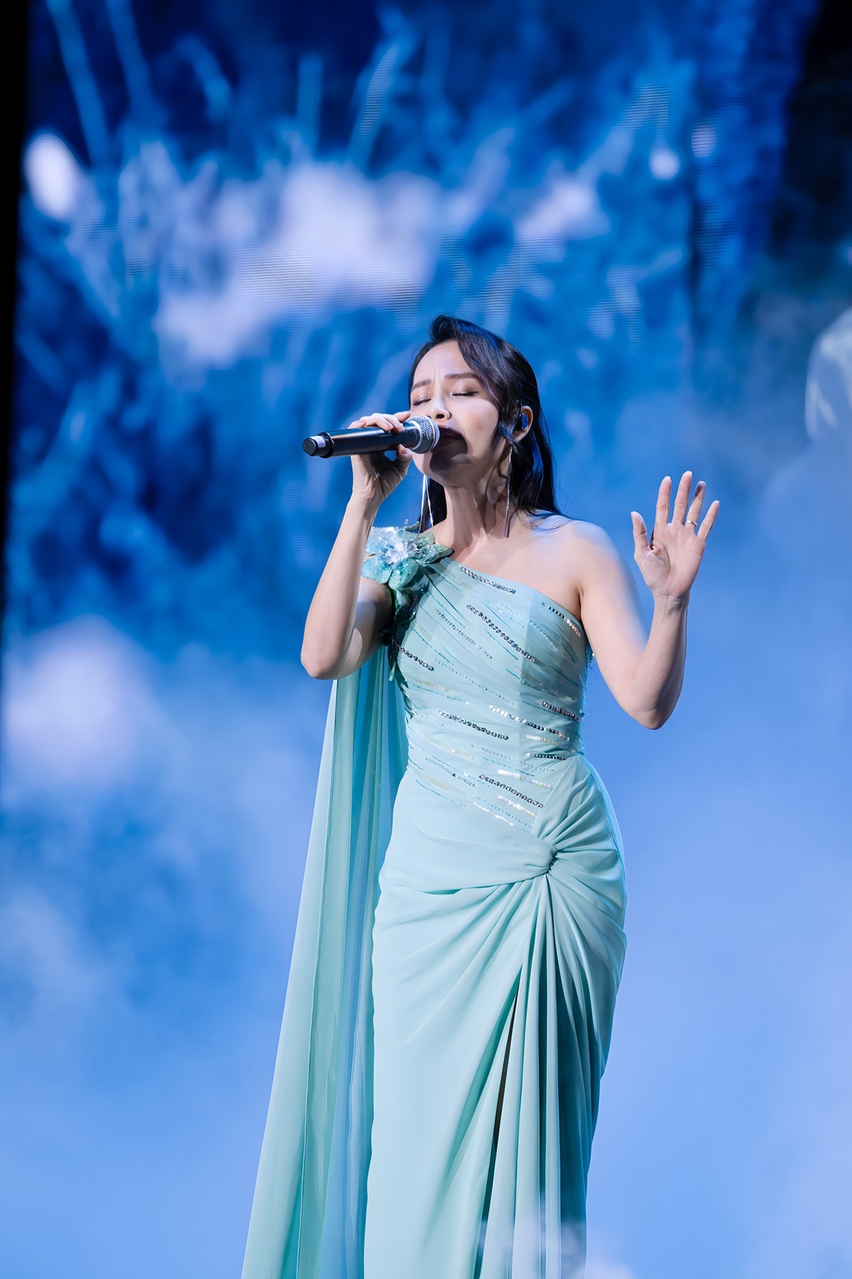 Đan Trường - Cẩm Ly bật mí về màn trình diễn đặc biệt tại concert kỷ niệm 30 năm ca hát