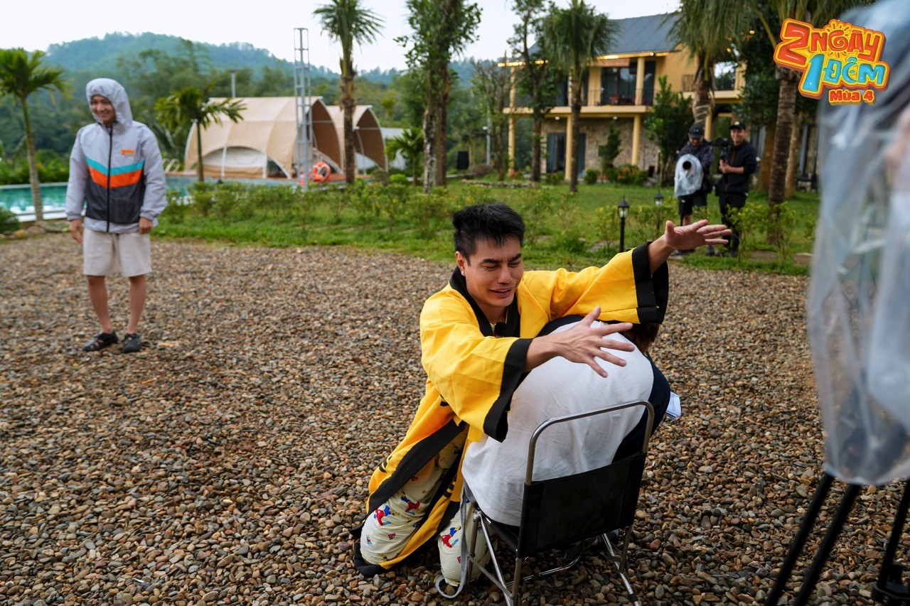 Nốt trầm nghề 'biên tập' của Dương Lâm: Liên tiếp bị Kiều Minh Tuấn 'đe dọa'