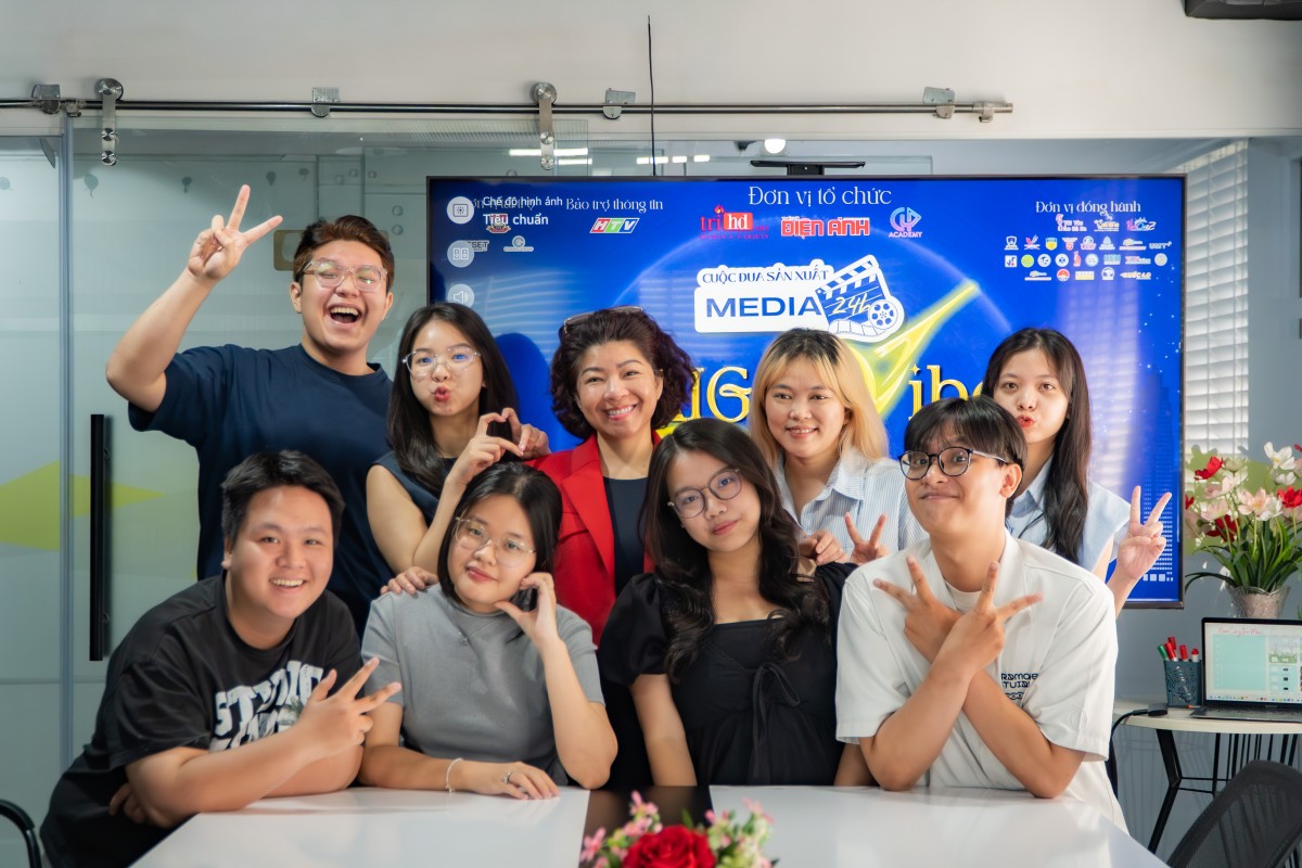 Quán quân Cuộc đua sản xuất Media24h 2025 'về đích' rực rỡ: Khi hành trình làm phim được viết bằng trải nghiệm thực chiến