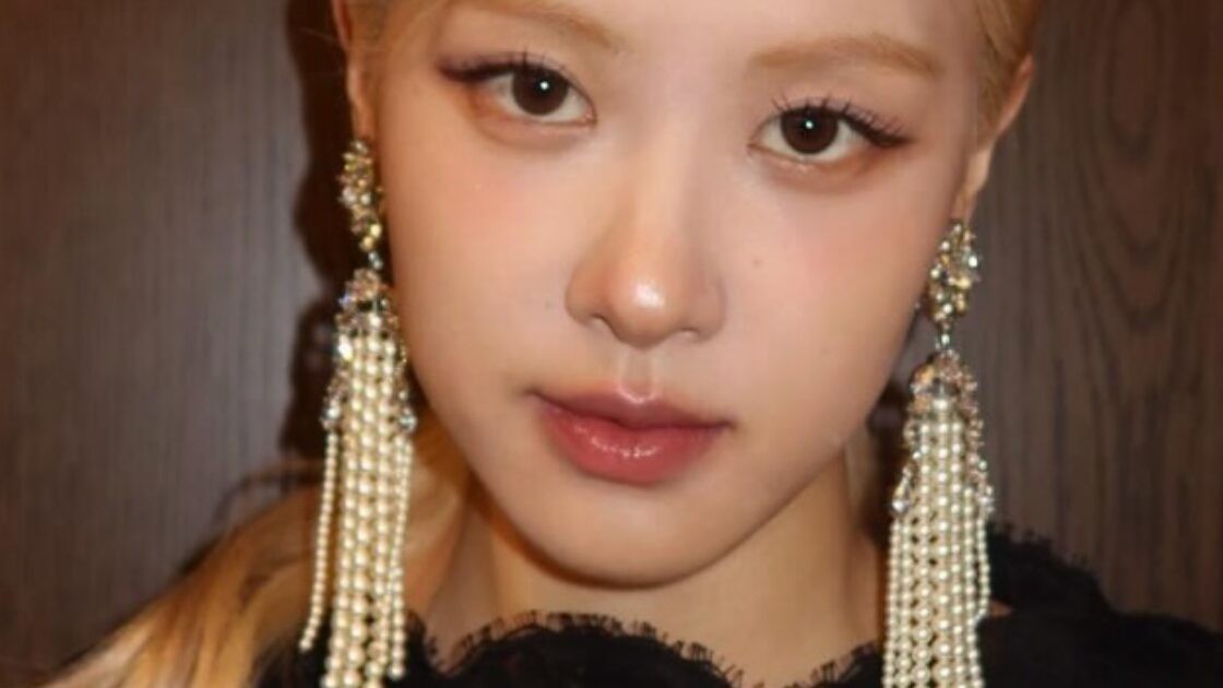 Netizen nghĩ gì khi Rosé (BlackPink) là gương mặt đẹp nhất 2025?