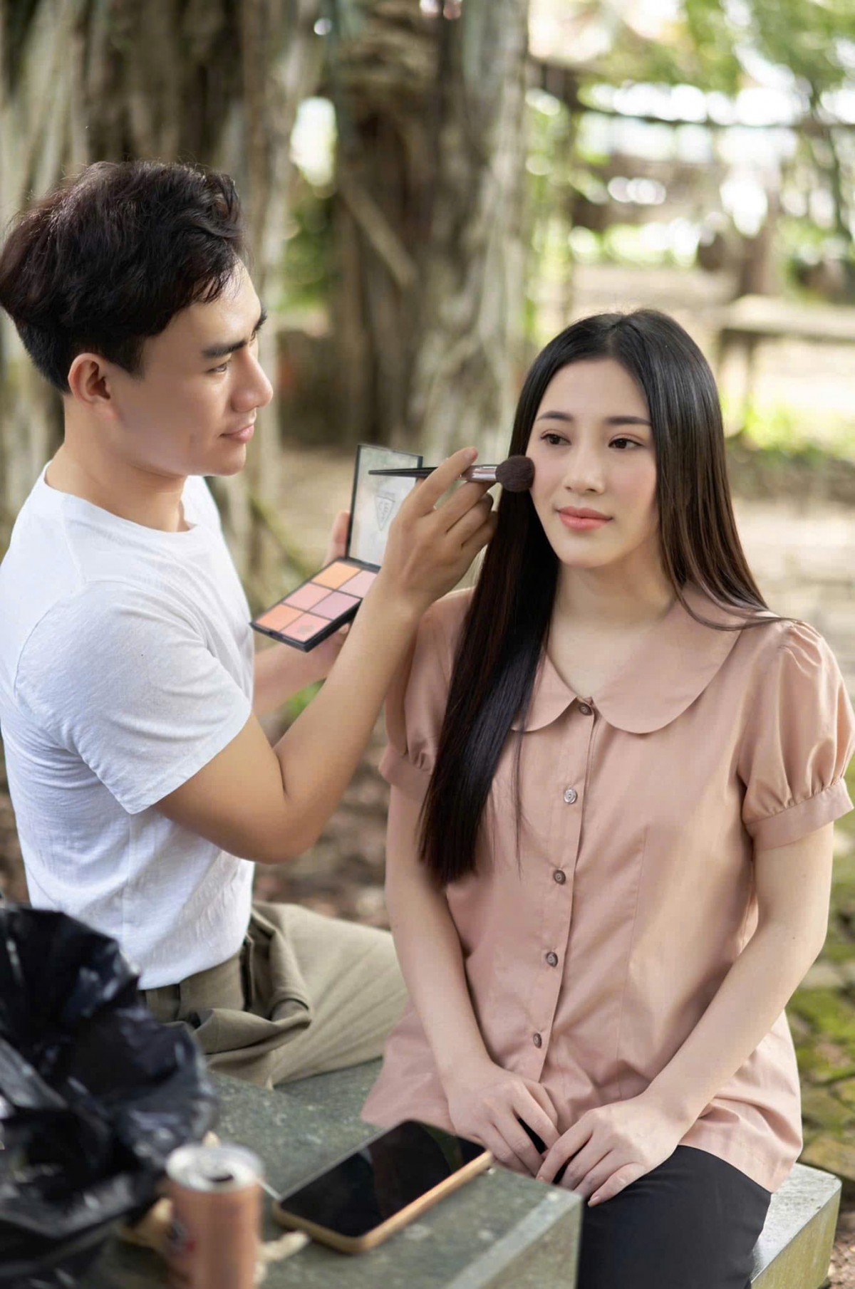 Hồ Thiên Tuấn: Khi nét cọ đi cùng cái tâm và lòng tử tế!