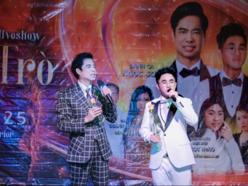 Liveshow 'Tình thầy trò' của Ngọc Sơn - Anh Đức kéo dài 10 tiếng đồng hồ