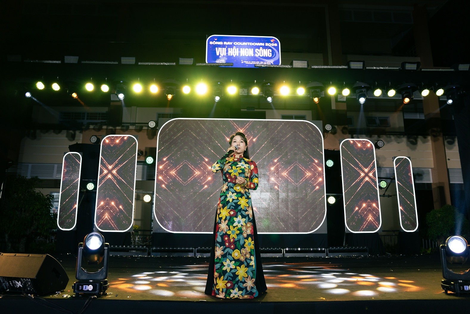 Lý Nhã Kỳ mời dàn nghệ sĩ đếm ngược đón năm mới tại 'Countdown Sông Ray 2026 – Vui hội non sông'