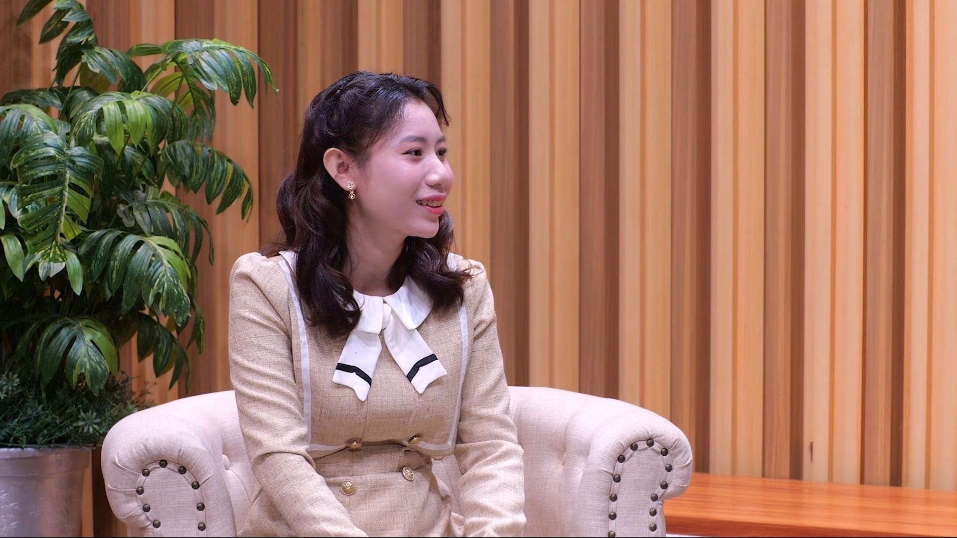 'Mảnh ghép hoàn hảo': Chuyện tình đẹp của chàng nhạc sĩ khiếm thị Hà Chương và người vợ kém 18 tuổi