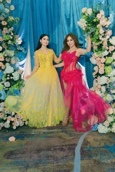 Hà Phương rạng rỡ, đọ dáng cùng em gái Minh Tuyết trong tiệc mừng đám cưới Kim cương của bố mẹ chồng tỷ phú