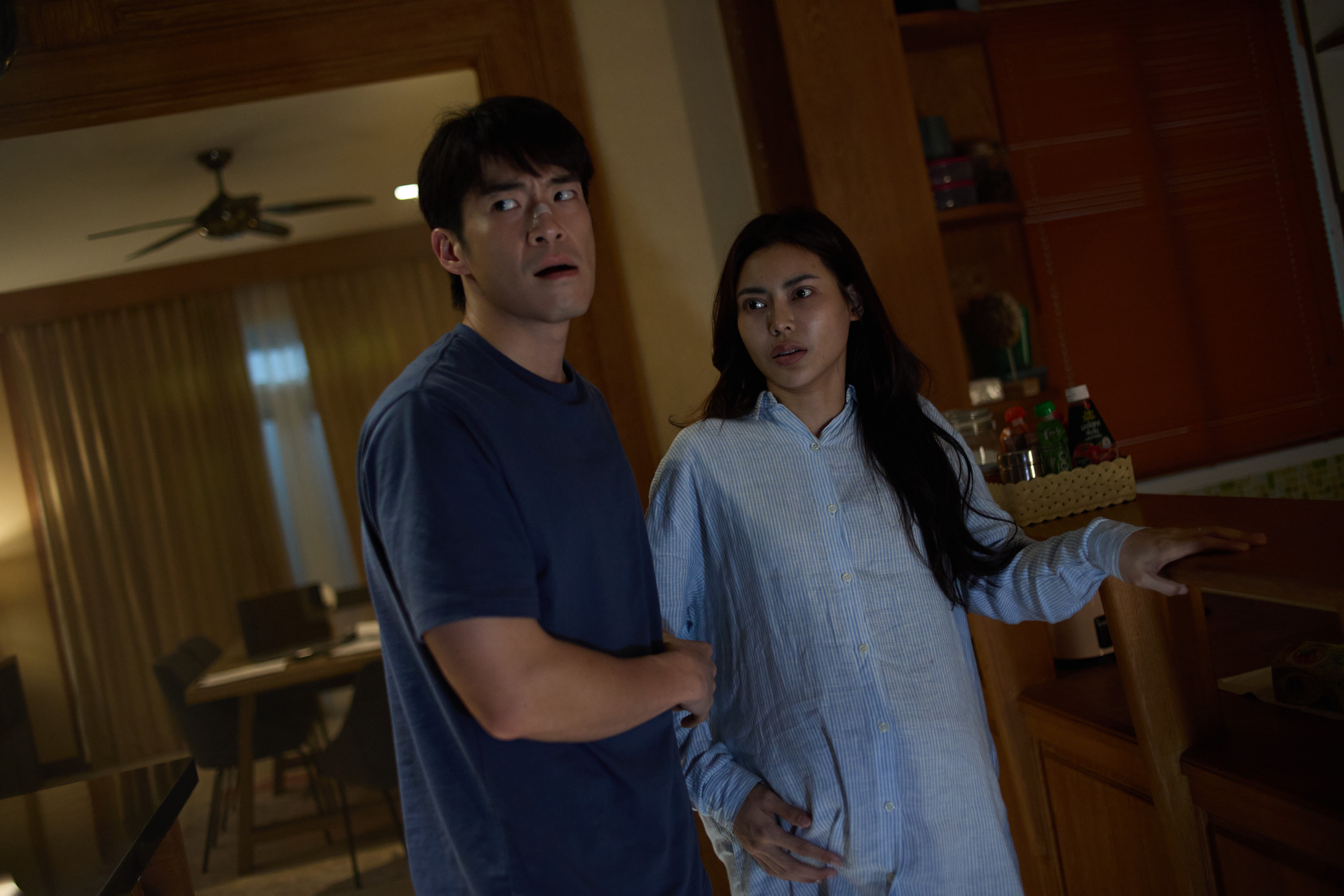 'Nhà trấn quỷ' tung Teaser trailer rợn người, hứa hẹn khuấy đảo rạp Việt dịp đầu năm 2026