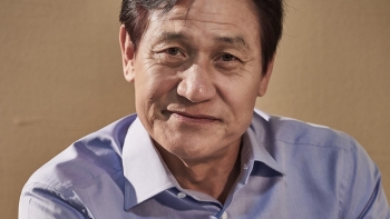 'Huyền thoại màn ảnh Hàn' Ahn Sung Ki qua đời ở tuổi 74