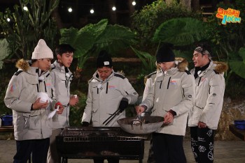 '2 ngày 1 đêm - Chuyện chưa kể': Kiều Minh Tuấn 'làm xiếc' với mẹ già Trường Giang, Cris Phan rủ Dương Lâm 'Sơn đông mãi võ'